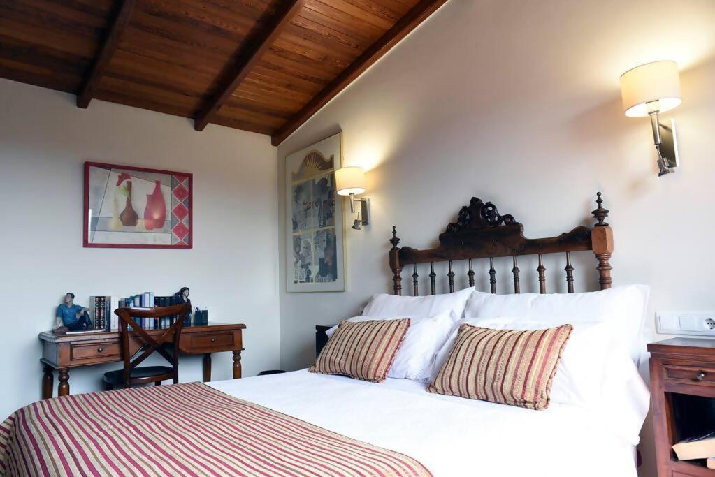 Casa De Afora Casa Con Piscina Y Jacuzzi Privados Vendégház Santiago de Compostela Kültér fotó