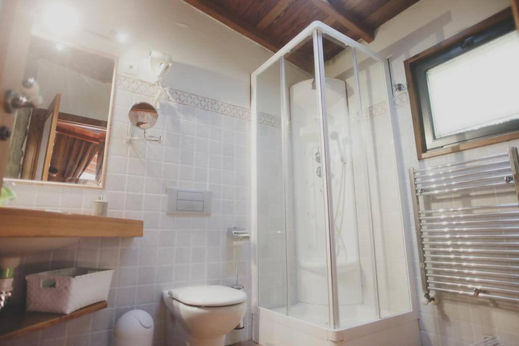 Casa De Afora Casa Con Piscina Y Jacuzzi Privados Vendégház Santiago de Compostela Kültér fotó
