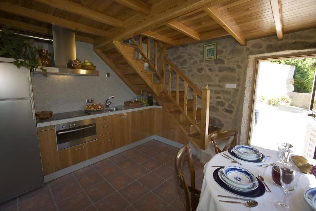 Casa De Afora Casa Con Piscina Y Jacuzzi Privados Vendégház Santiago de Compostela Kültér fotó